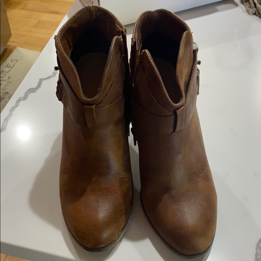 Ankle boots